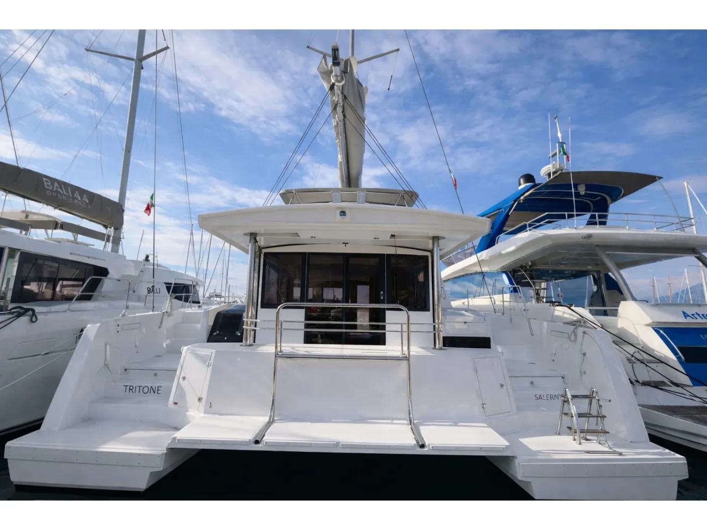 Tritone - Catamaran in Salerno