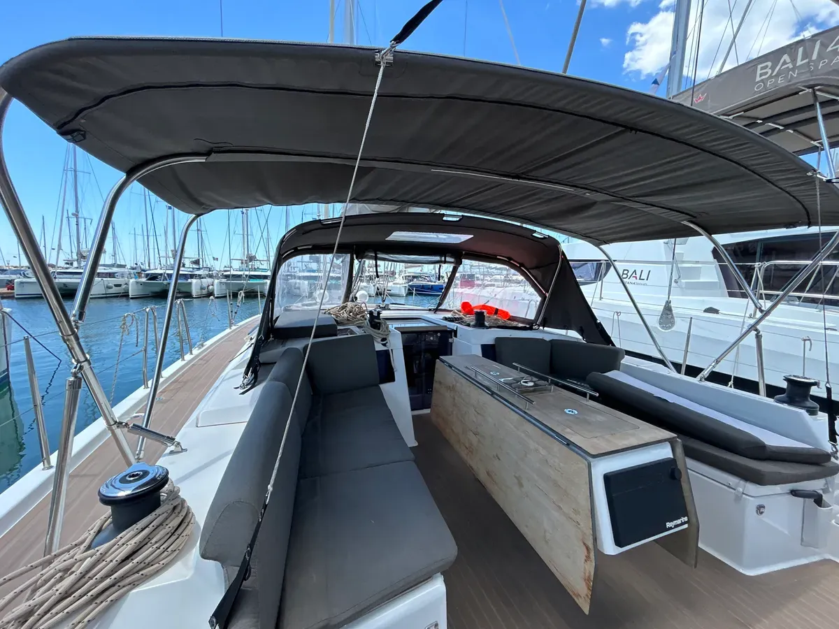 Emma - Sailboat in Portisco