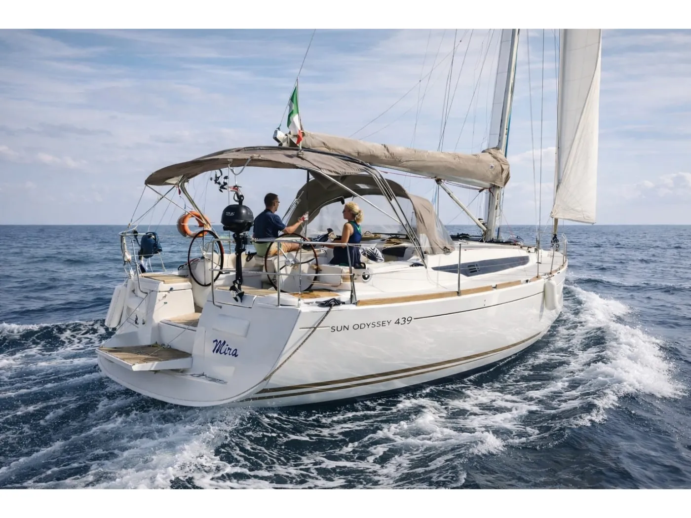 Mira - Sailboat in Salerno