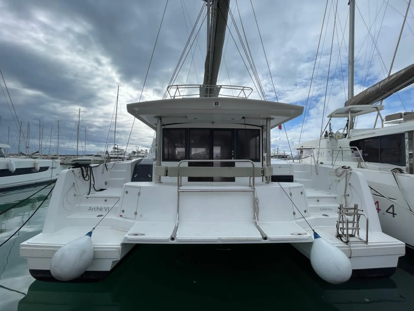 Arche VI - Catamaran in Salerno