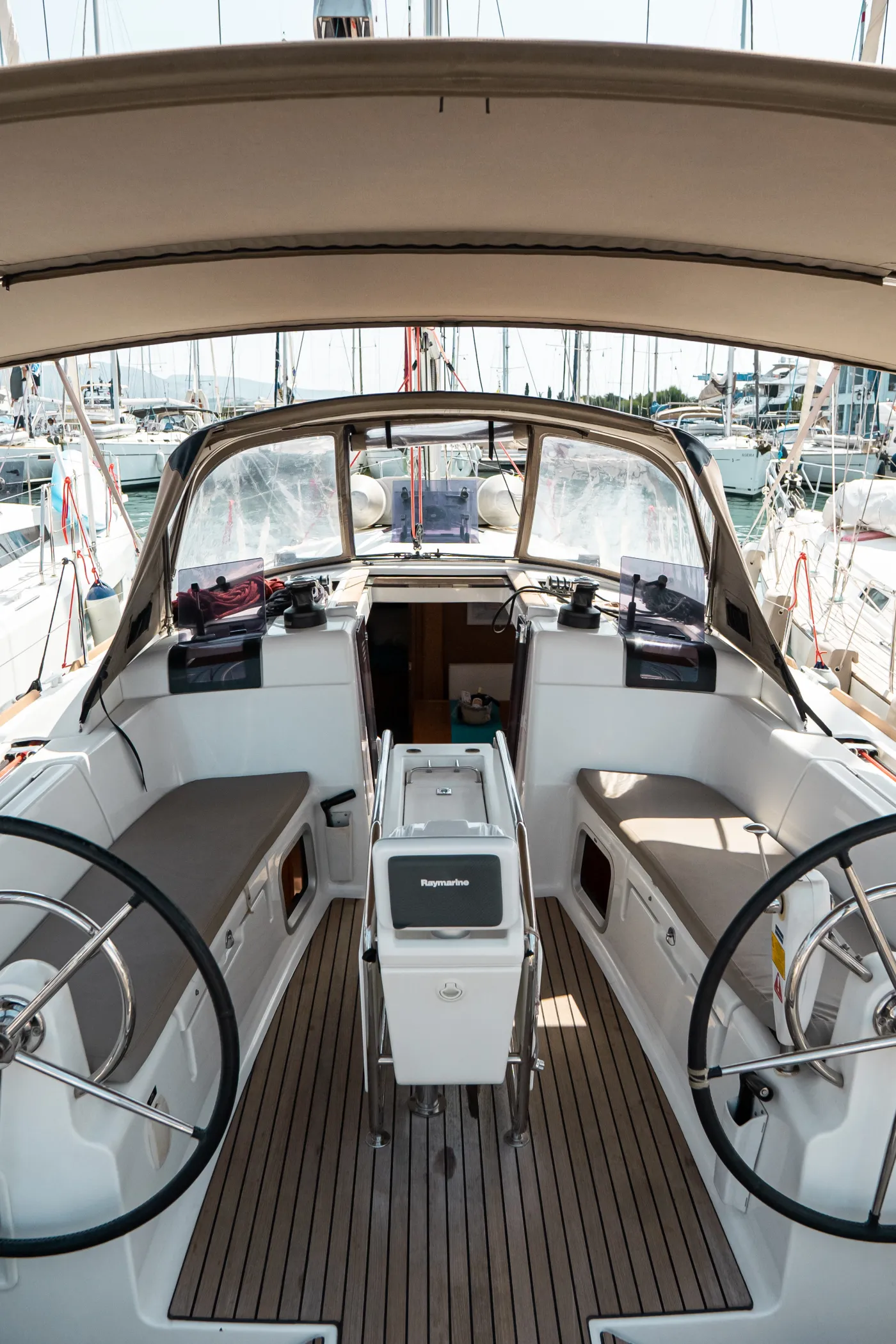 IZZI  Boat location in LEFKAS MARINA, D-marin - Yelkenli içinde Lefkada