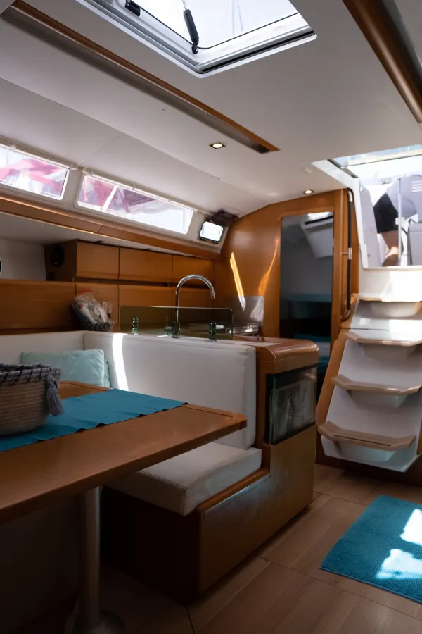 IZZI  Boat location in LEFKAS MARINA, D-marin