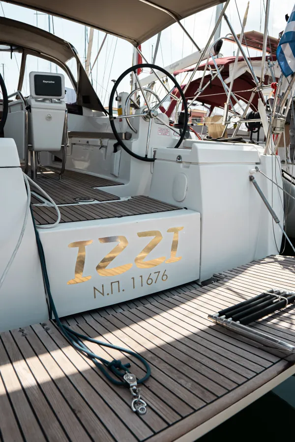 IZZI  Boat location in LEFKAS MARINA, D-marin
