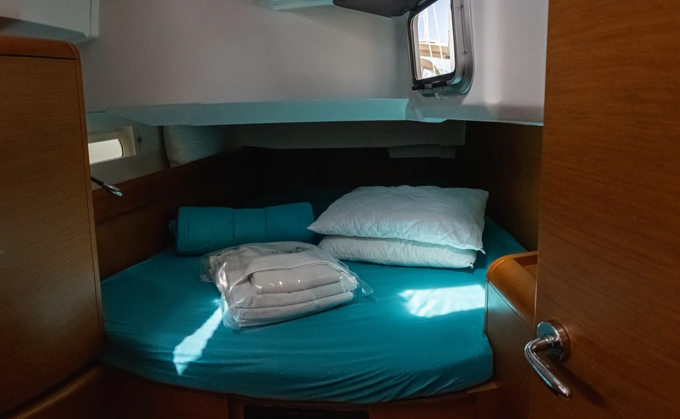 IZZI  Boat location in LEFKAS MARINA, D-marin - Yelkenli içinde Lefkada