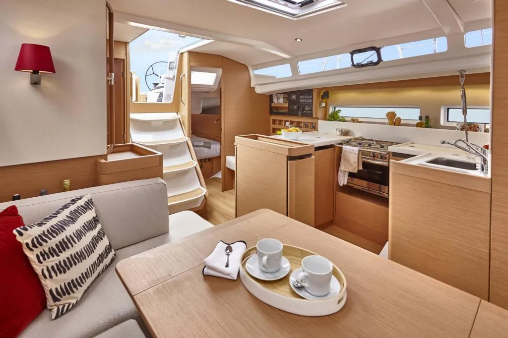 Virginia (A/C, Gen. 10kVA, Watermaker 160L/h, Electric Winch) - Sailboat in Volos