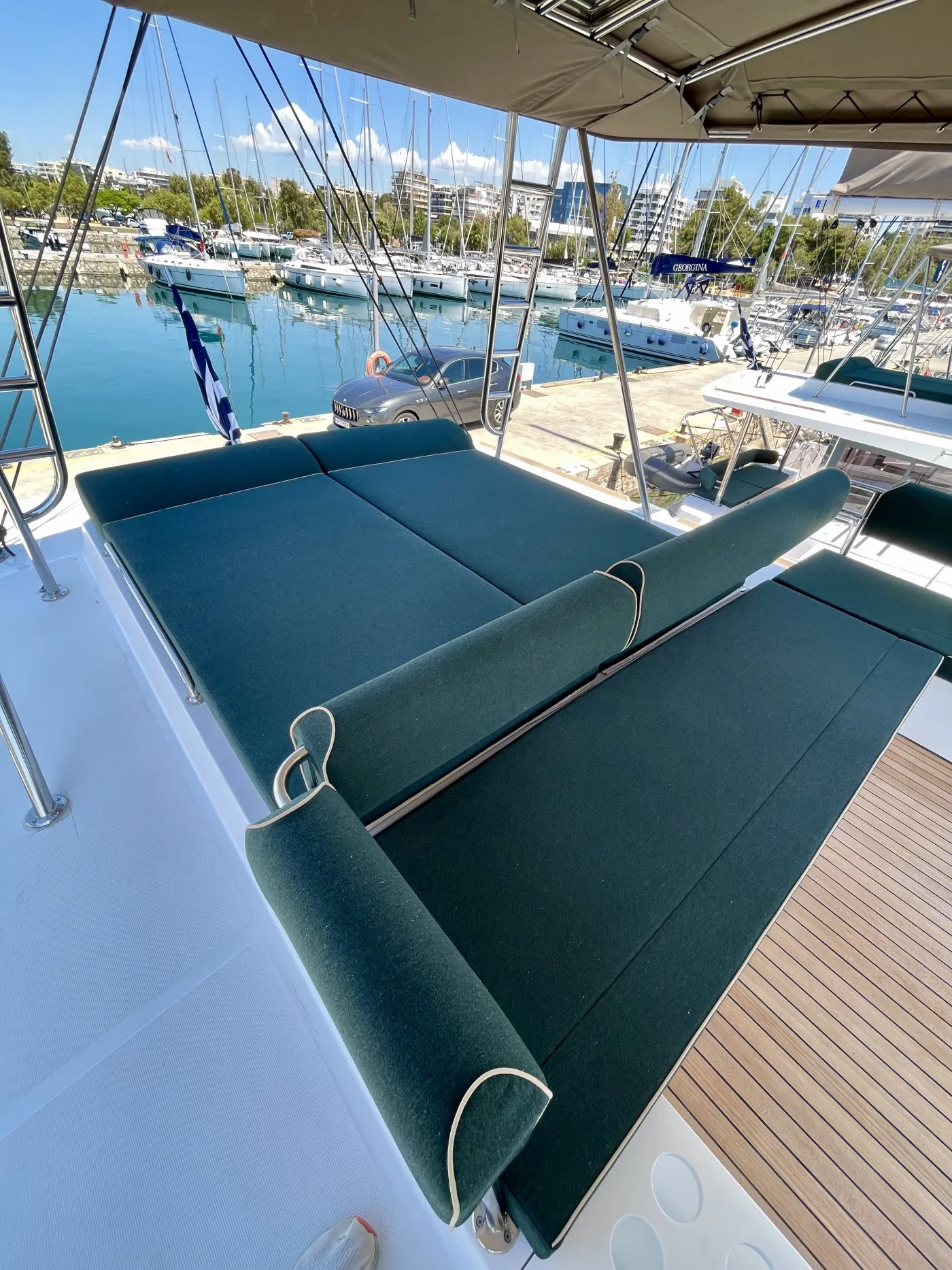 Romar IV - Catamaran in Alimos