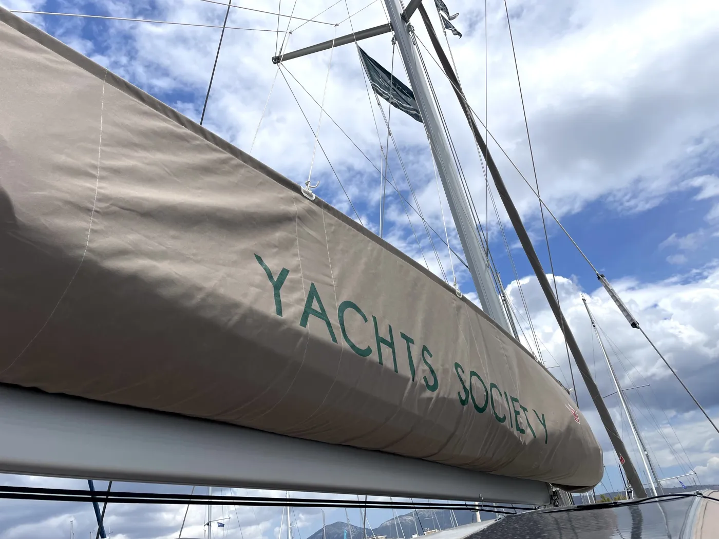 Romar III - Catamaran in Alimos