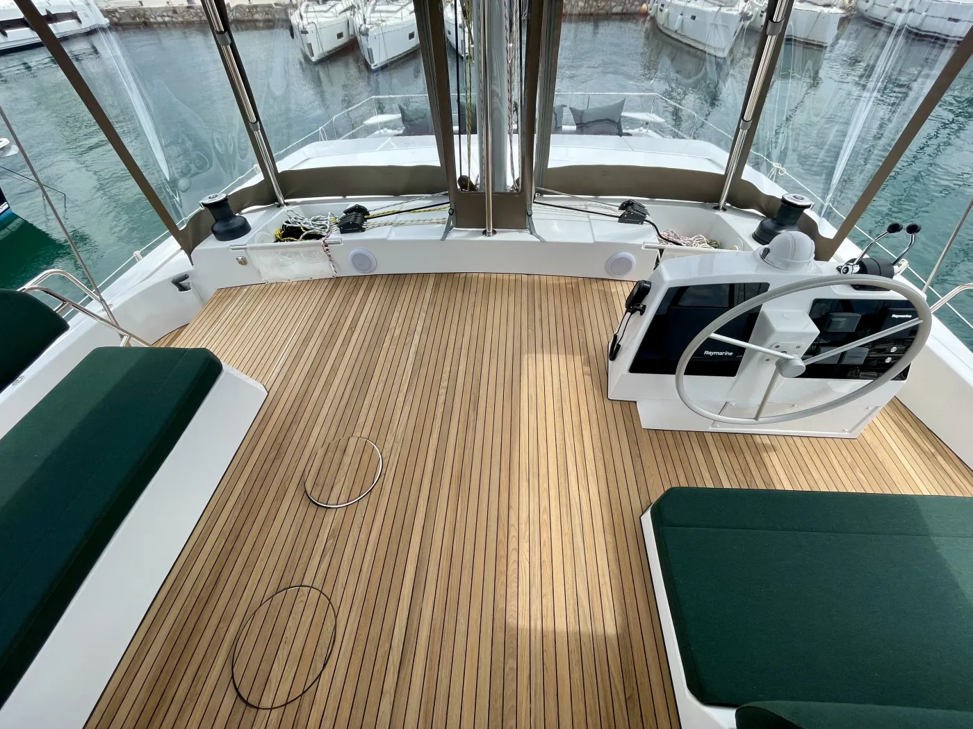 Romar III - Catamaran in Alimos
