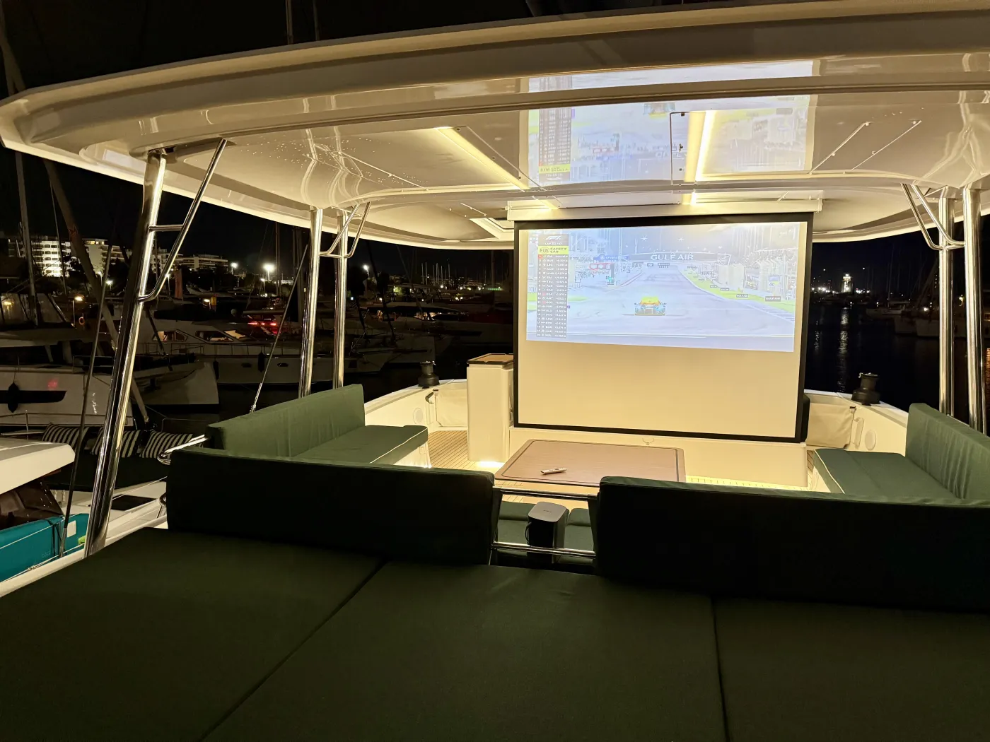 Romar V - Catamaran in Alimos