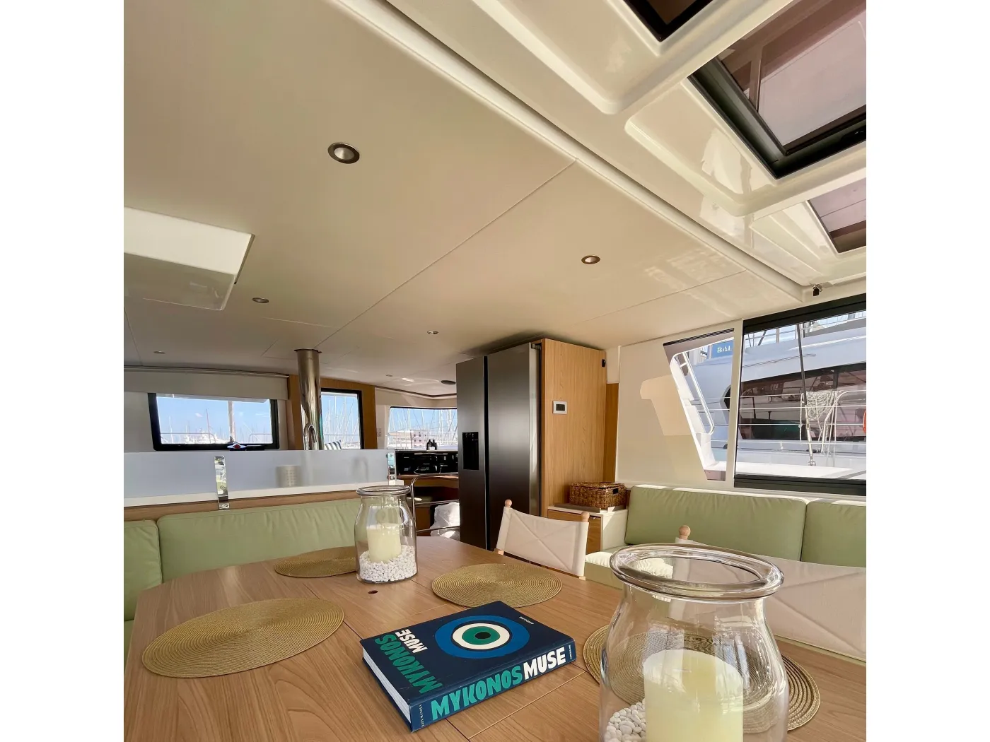 Romar VI - Catamaran in Alimos
