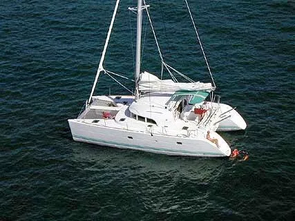 AF-L380(II) - Catamaran in Lefkada