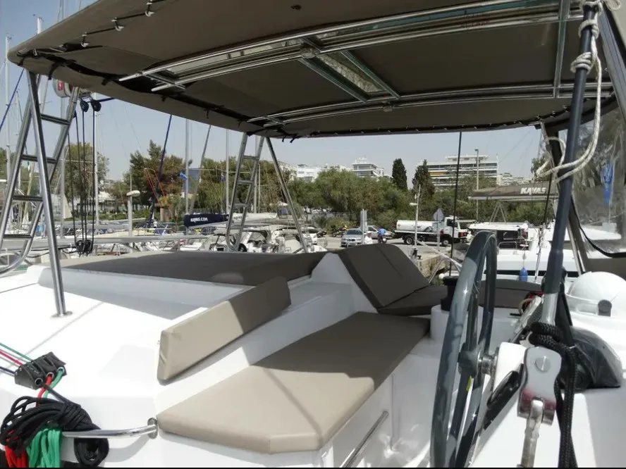 AF-B4.1 - Catamaran in Lefkada