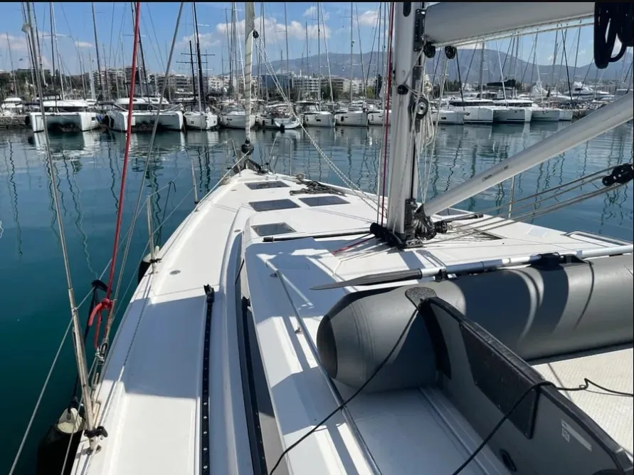 AF-C4523 - Sailboat in Alimos