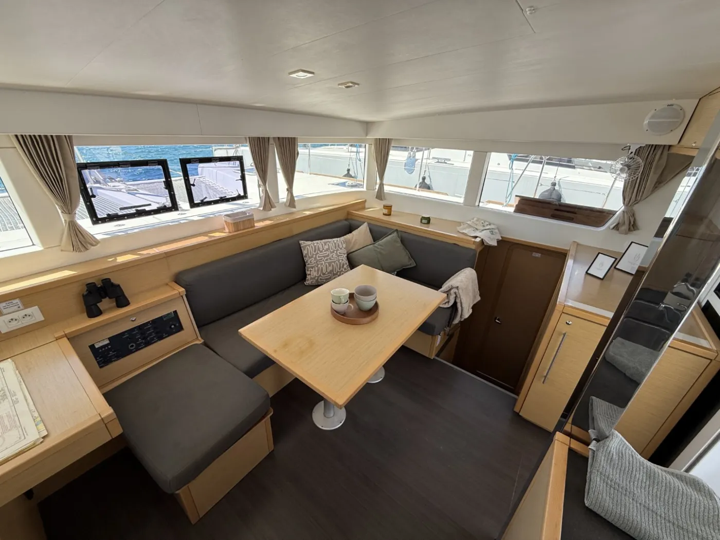 Cava - Catamaran in Anatoliki Attiki