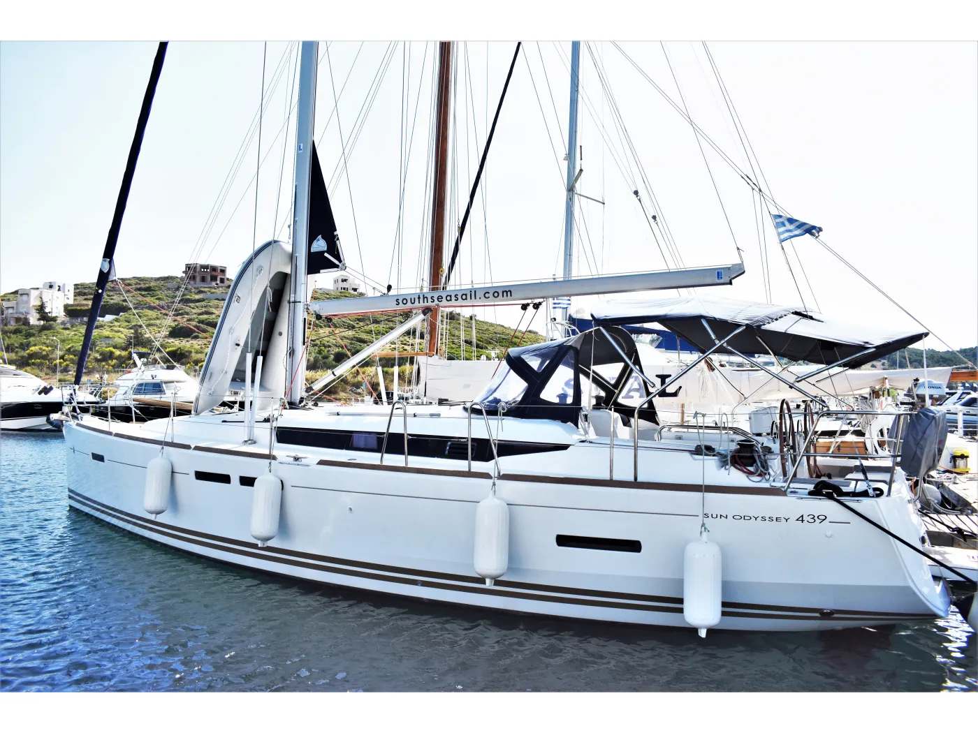 Kontiki - Sailboat in Anatoliki Attiki