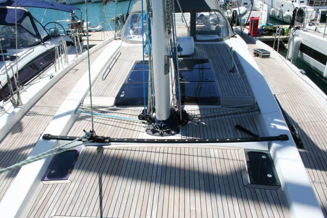 Solan - Sailboat in Anatoliki Attiki