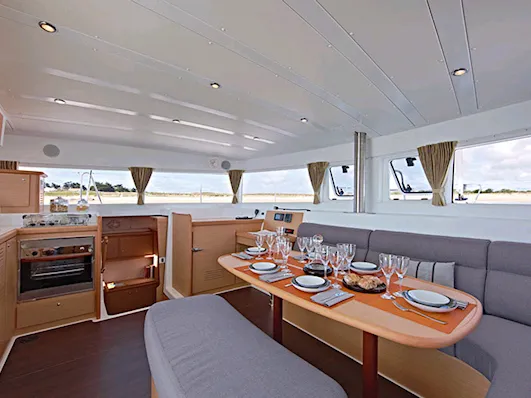 Ocean Star - Catamaran in Primošten