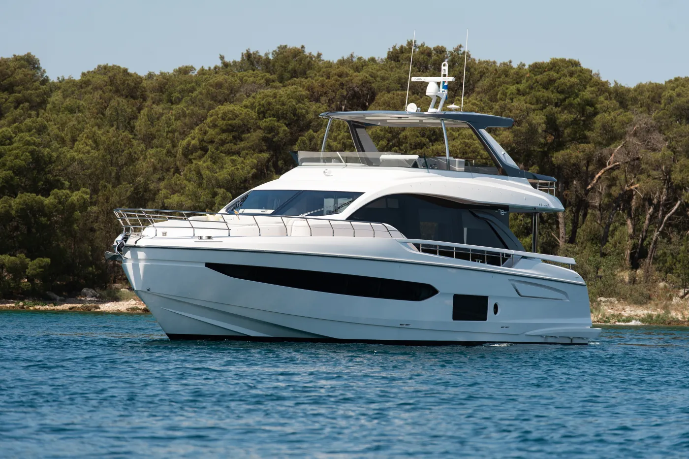 PREWI - Motor Yacht in Šibenik