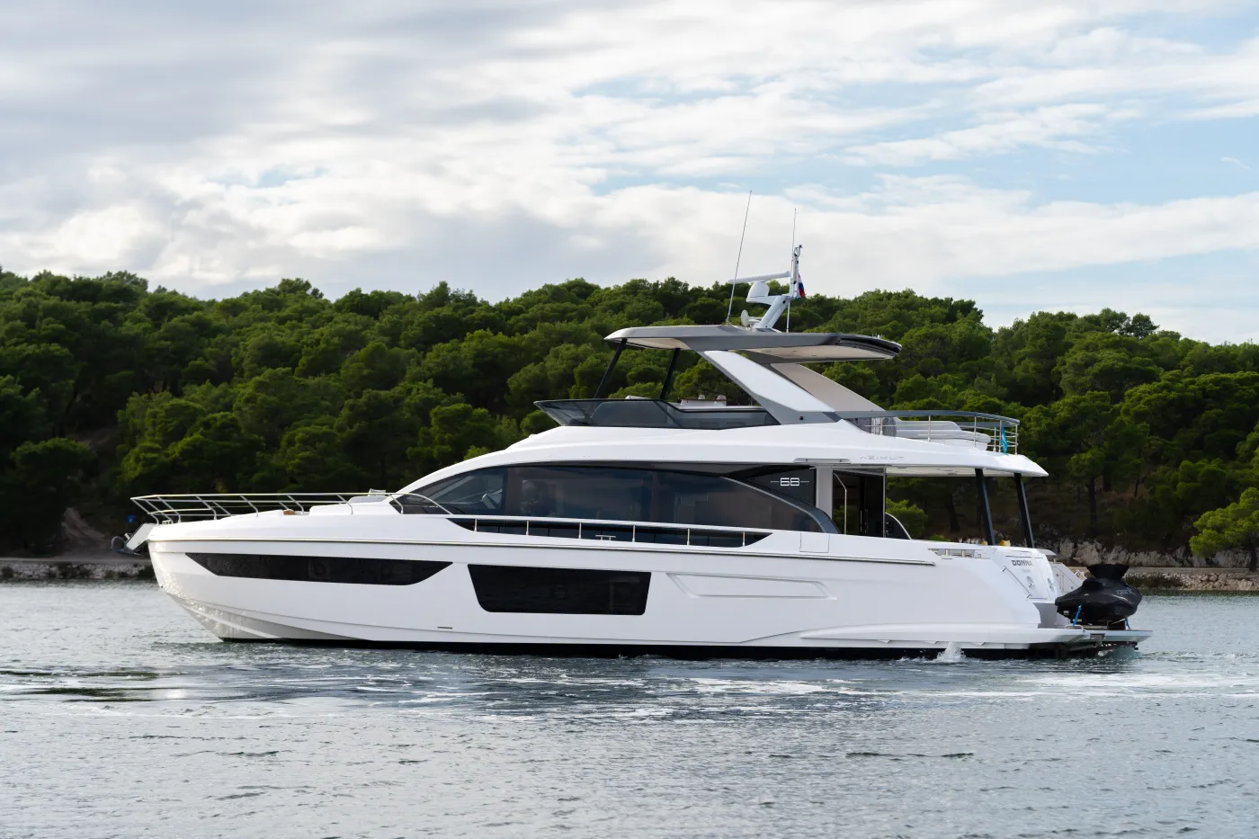 DONNA - Motor Yacht in Šibenik