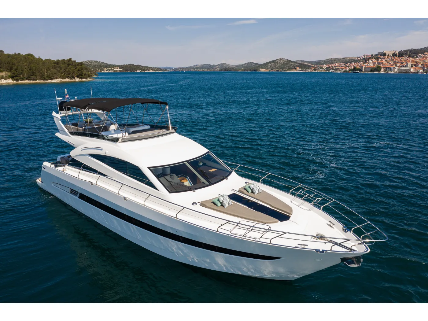 Le Chiffre - Motor Yacht in Šibenik