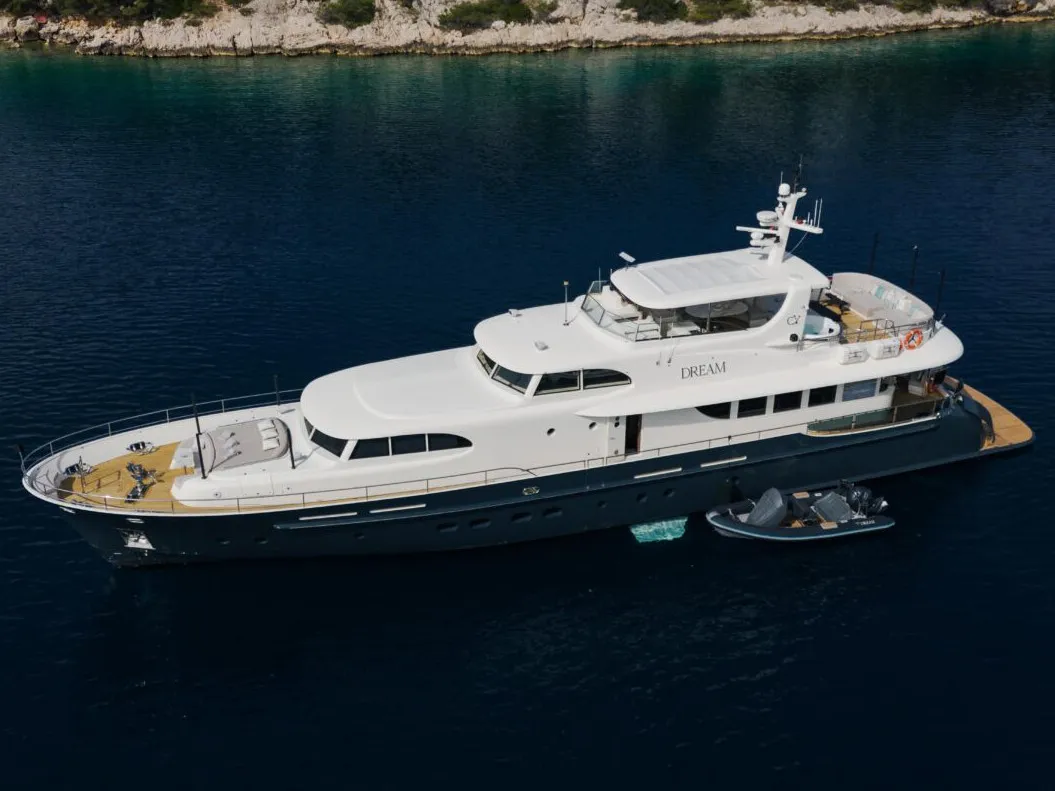 Dream - Motor Yacht in Šibenik