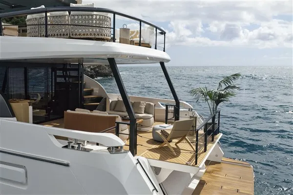 Balance - Motor Yacht in Šibenik