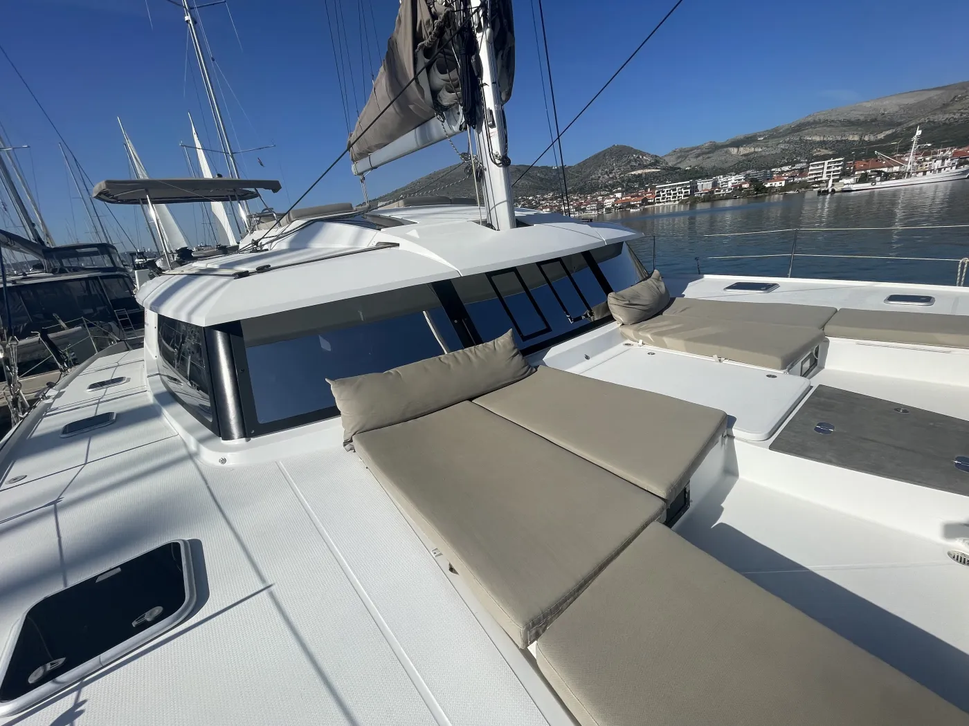 Lamela - Catamaran in Lefkada