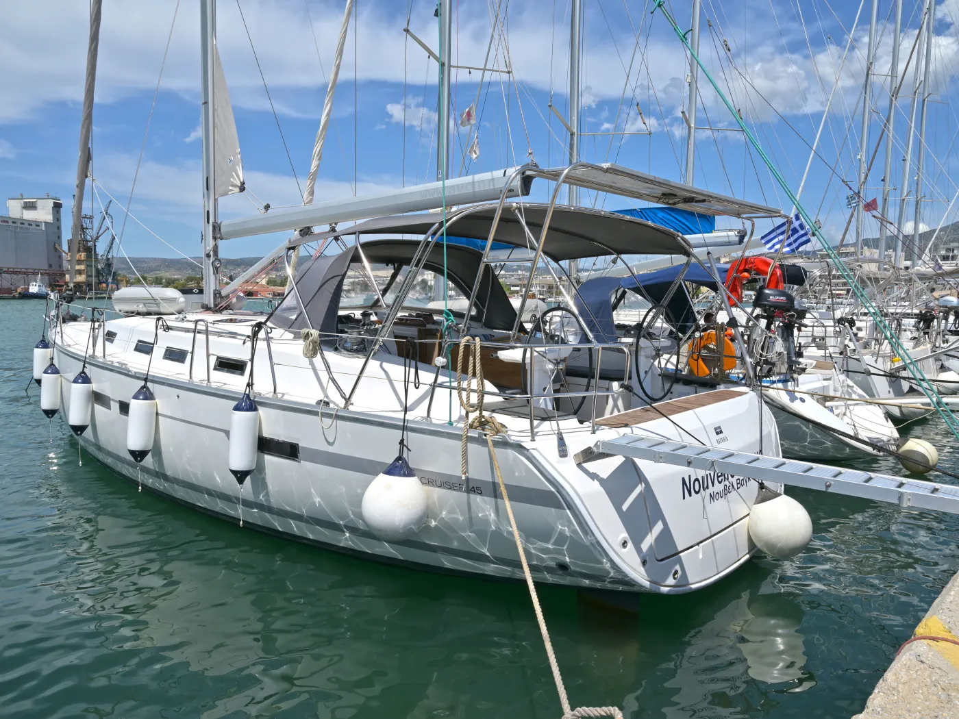 Nouvelle Vague - Sailboat in Volos