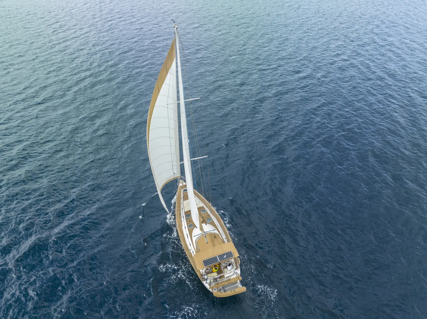 Mythos - Sailboat in Pireas