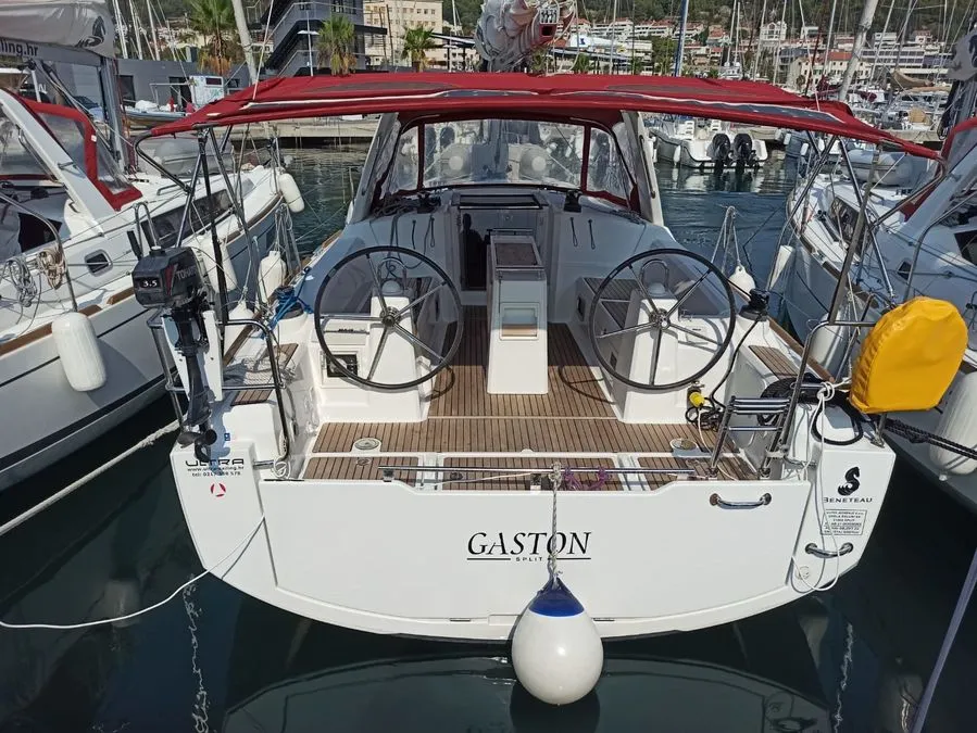 GASTON - Sailboat in Split