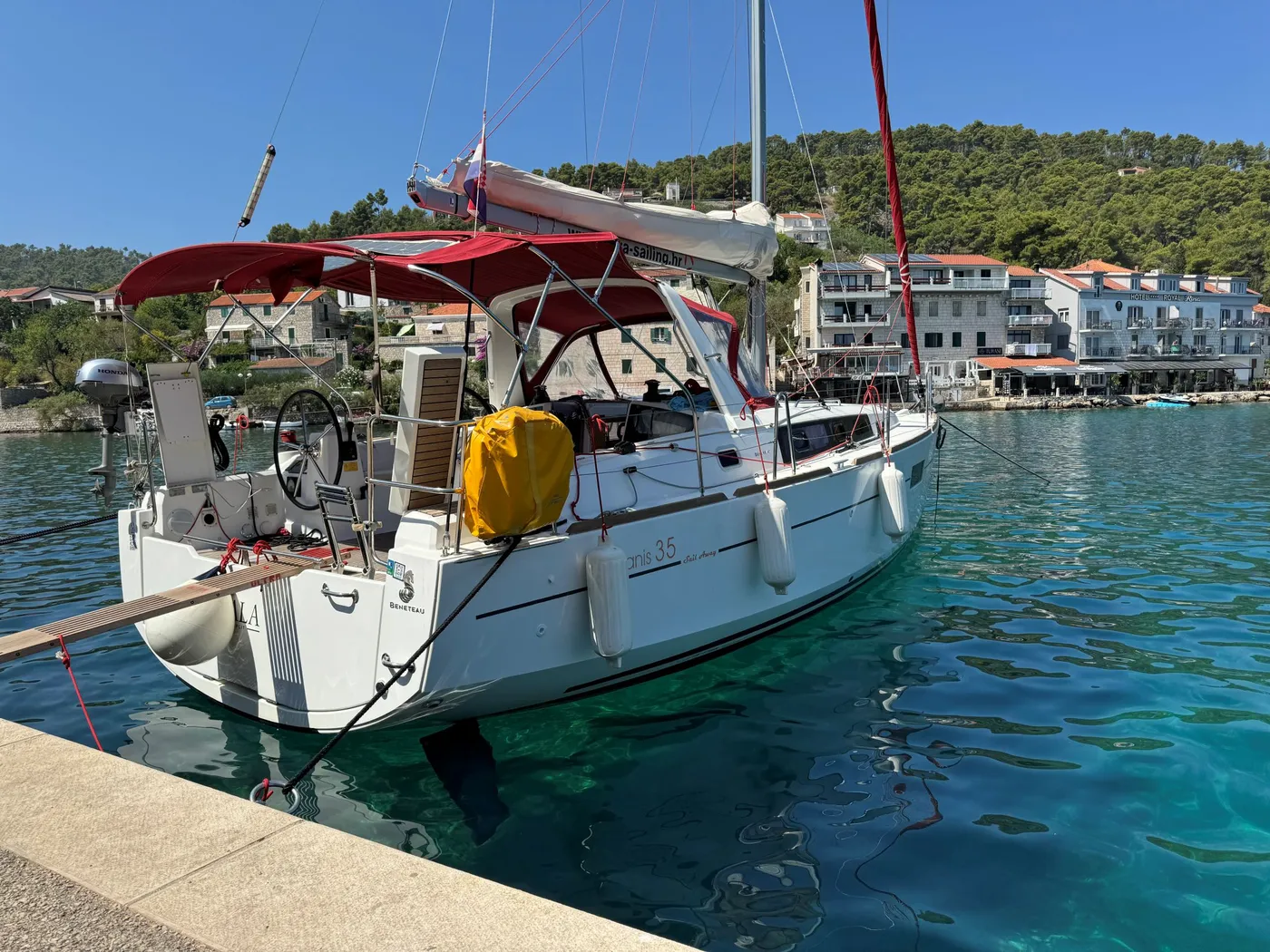 GALA - Sailboat in Split