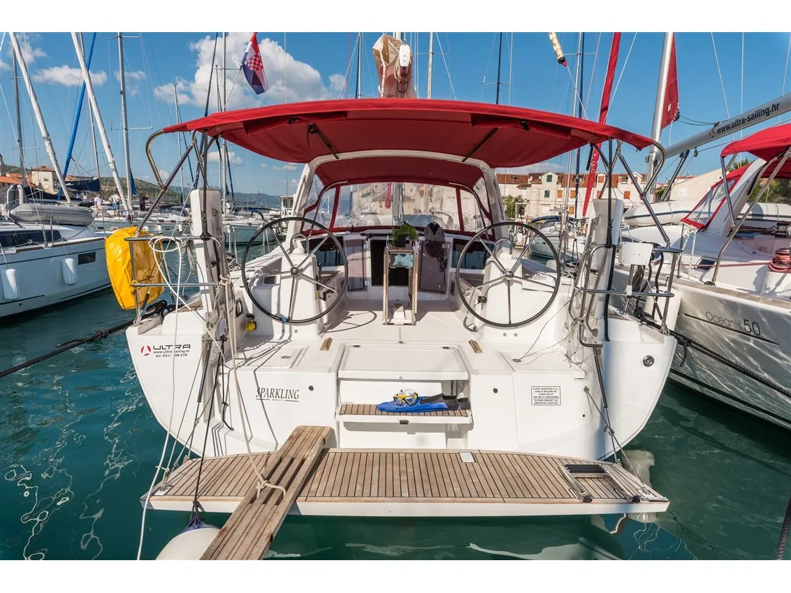 SPARKLING - Yelkenli içinde Split