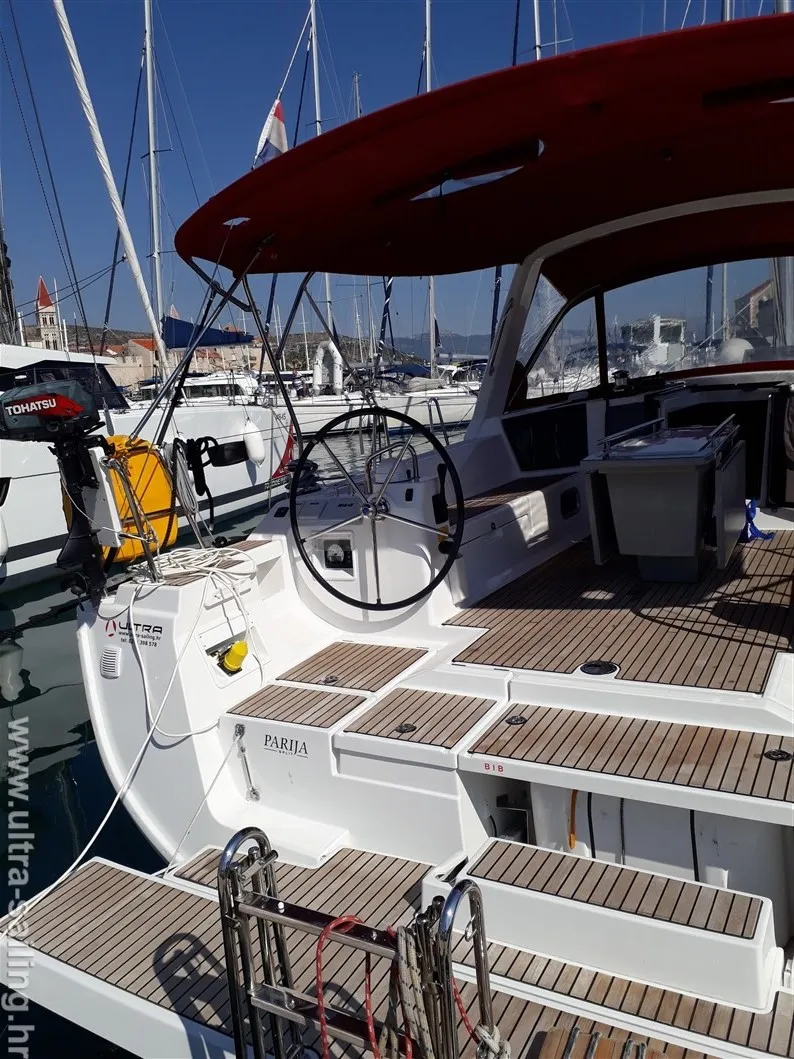 PARIJA - Sailboat in Split