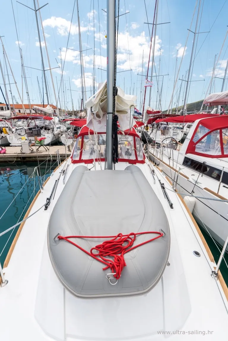BELA - Sailboat in Split