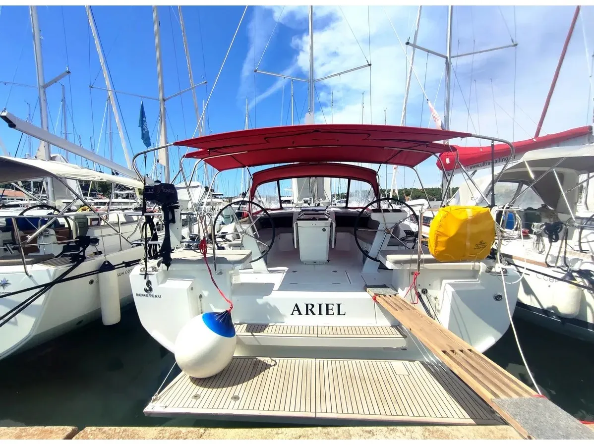 ARIEL - Sailboat in Pomer