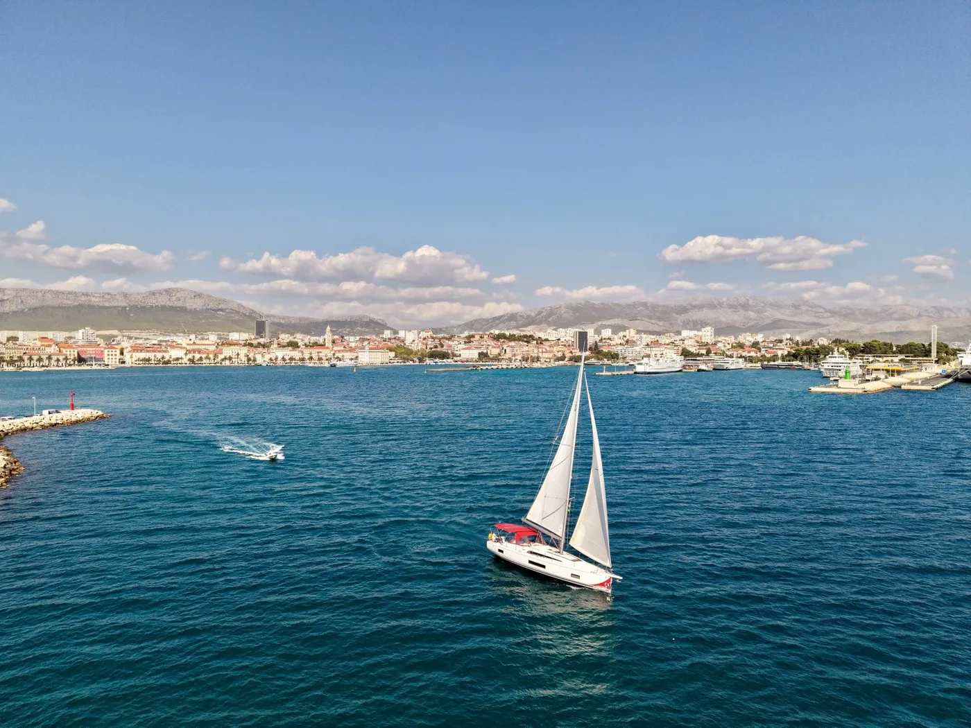 OLMA - Sailboat in Split