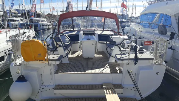 NAUTI BUOY