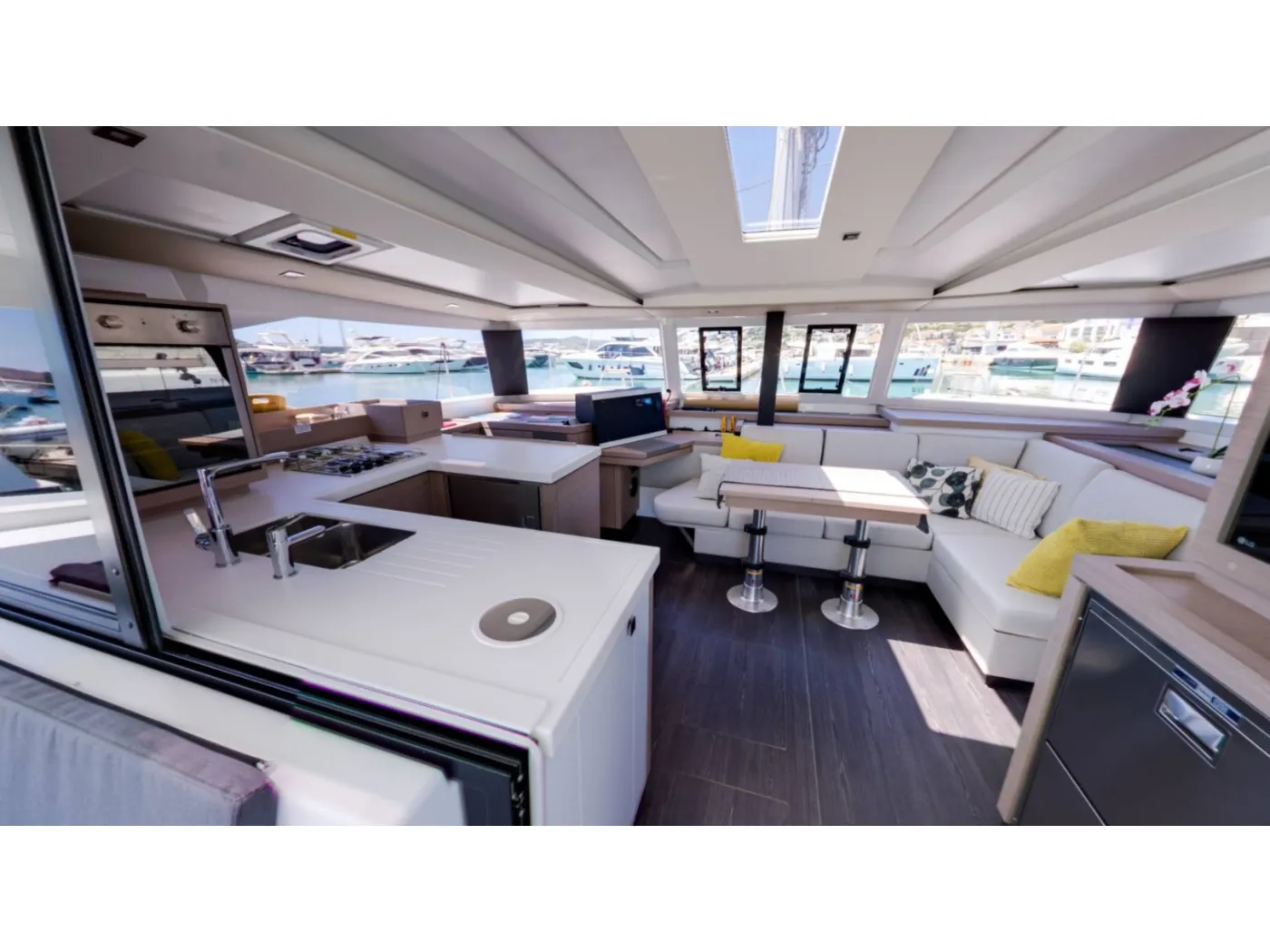 MAGIC SUMMER - Catamaran in Seget Donji