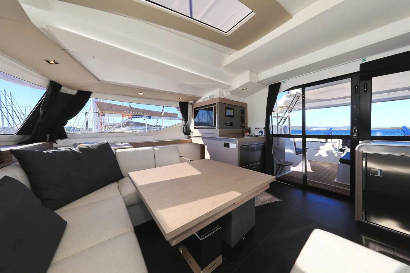 DREAMCATCHER - Catamaran in Seget Donji