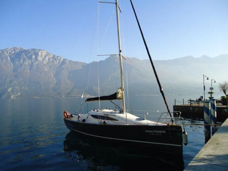 Satori - Sailboat in Navene