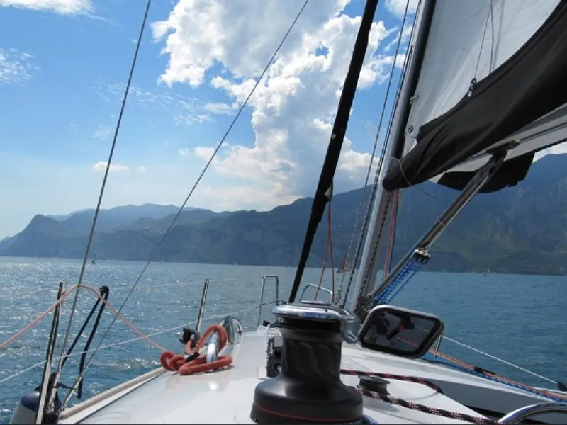 Satori - Sailboat in Navene