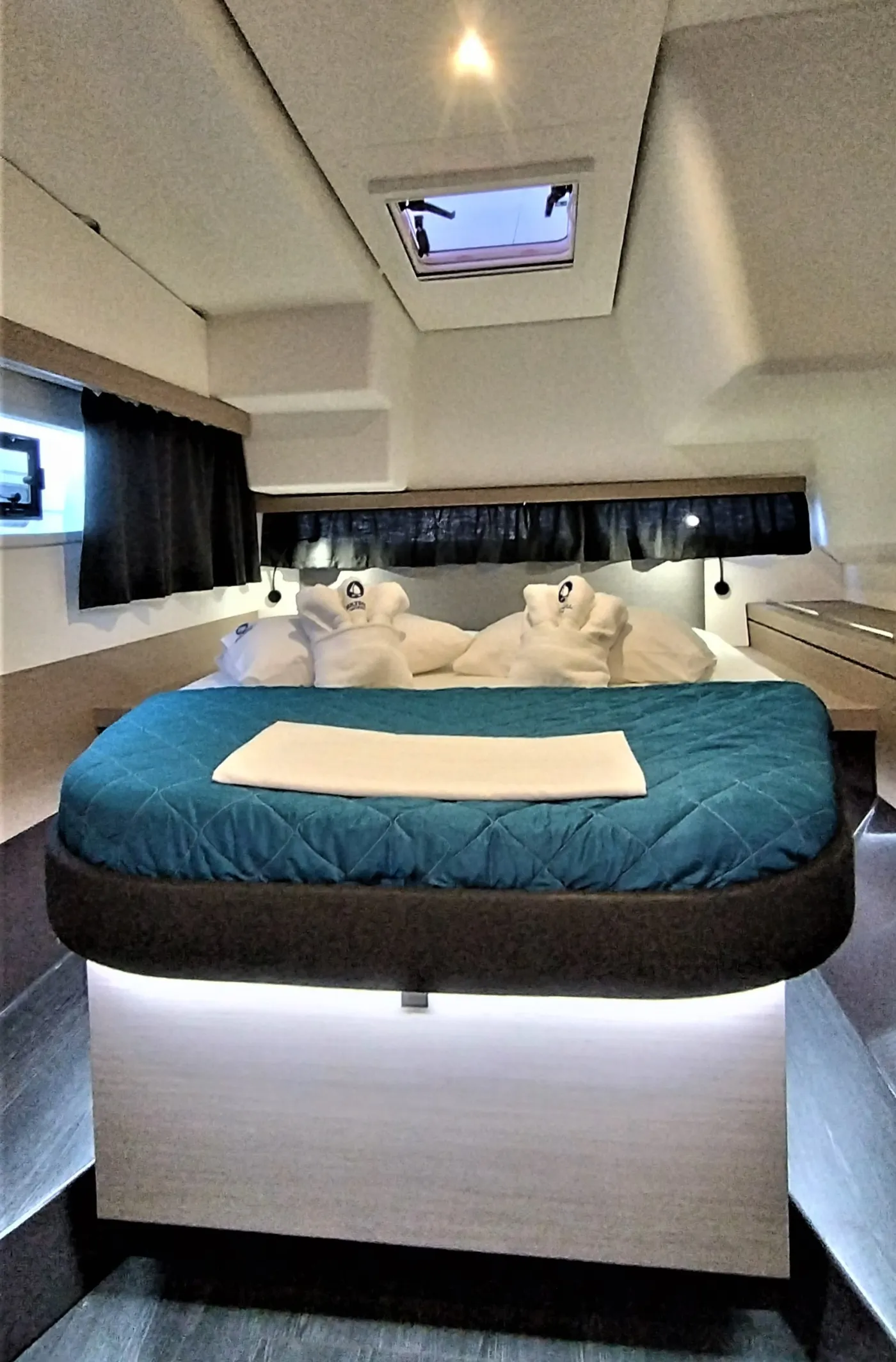 Joy - Catamaran in Anatoliki Attiki