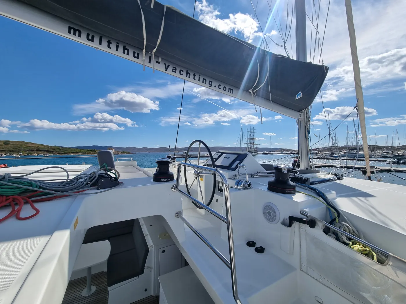 Lalouche - Catamaran in Anatoliki Attiki