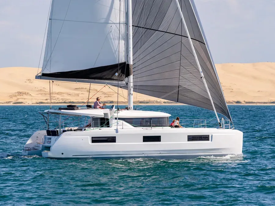 Theloulisa - Catamaran in Ajaccio