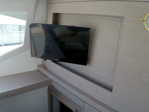 Fountaine Pajot Aastrea 42
