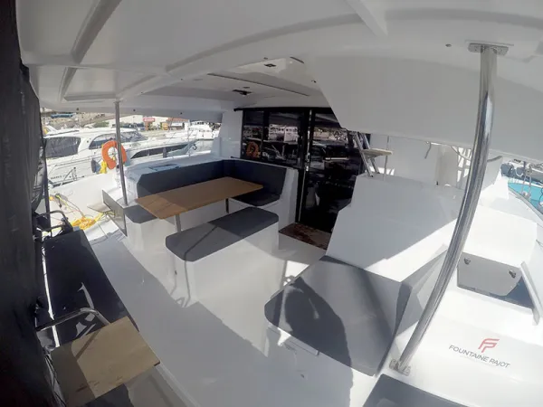 Fountaine Pajot Aastrea 42