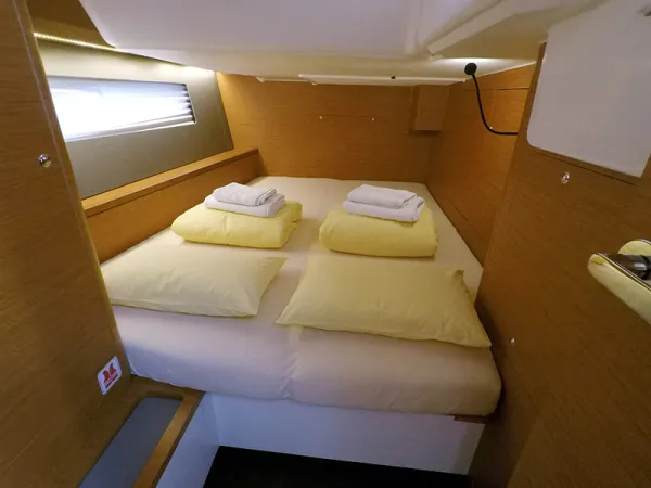 Dufour 44