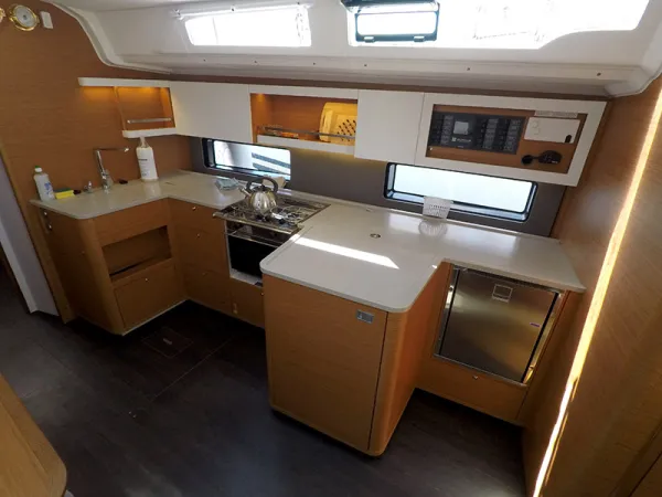 Dufour 44