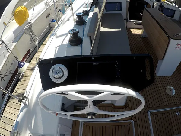 Dufour 44
