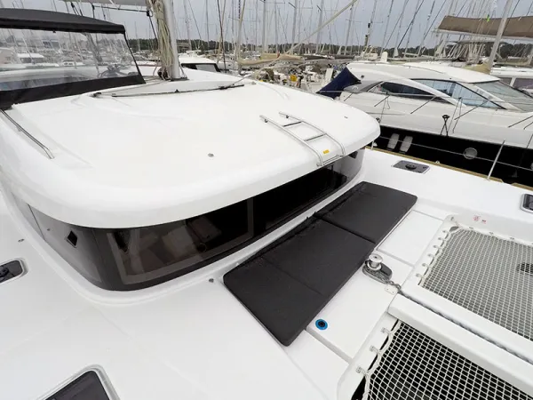Lagoon 40